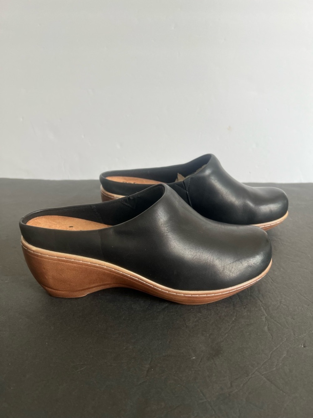 Softwalk Madison Slip-On Clogs, 8.5